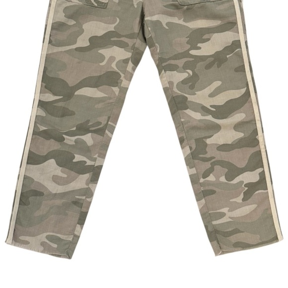 Mother Denim The Shaker Chop Crop Fray Desert Print Camo Cropped Pants, Size 27 - Picture 9 of 15